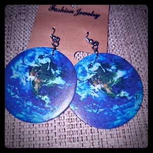 Sold ! World leatherlette earrings